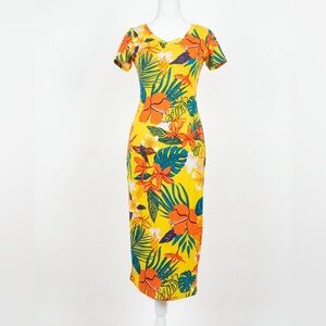 🌺 Paradise found! Love - tropical maxi dress size M